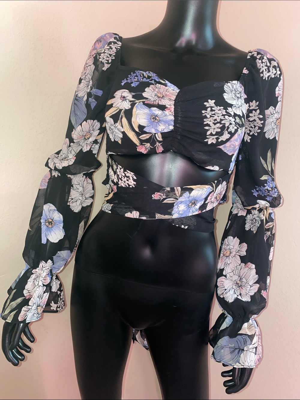 Fashion Nova Black Floral Tie-Front Puff Ruffle Long Sleeve Crop Top